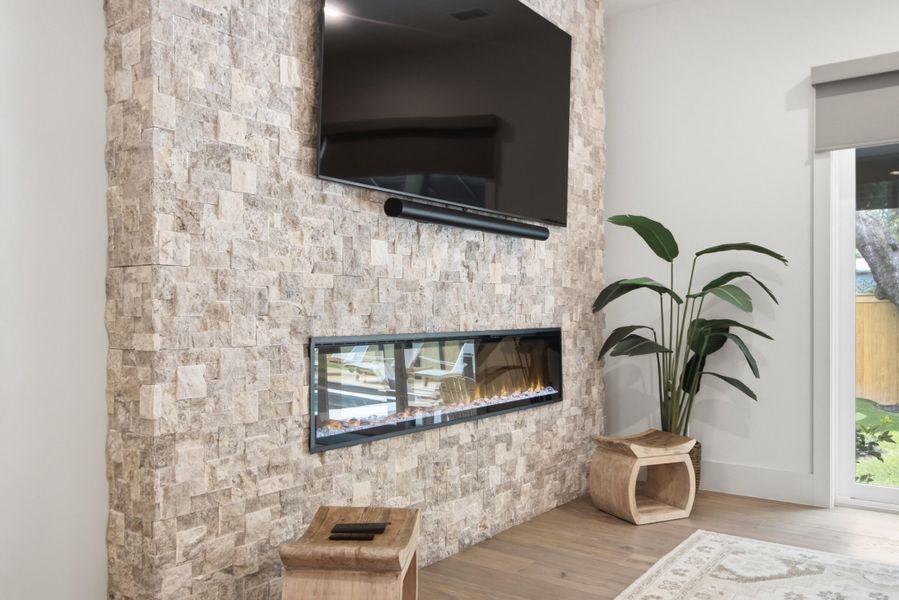 Image 37 of a home in .