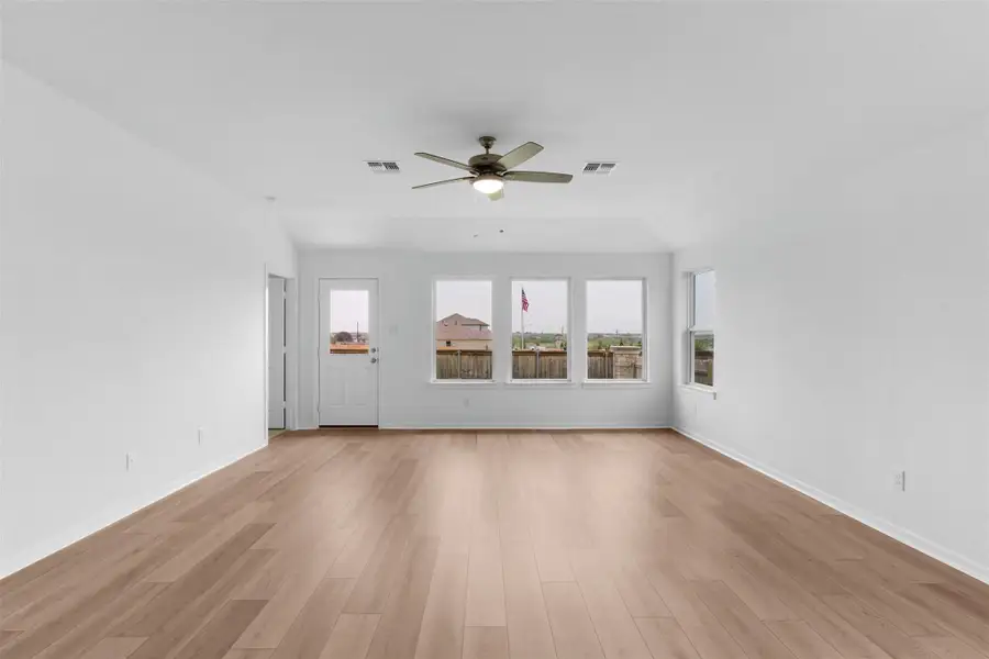 REPRESENTATIVE OF FLOOR PLAN ONLY REPRESENTATIVE OF FLOOR PLAN ONLY