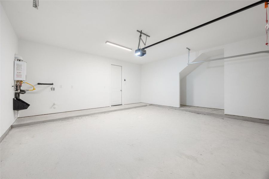 Image 28 of a home in The Porch at Du Pre. Image 28 of a home in The Porch at Du Pre.