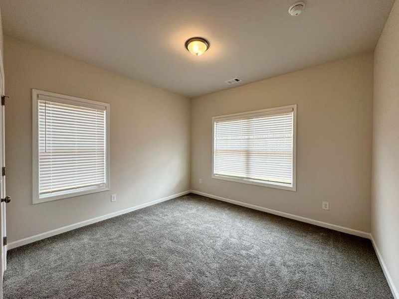 Spacious, unfurnished interior of a new home in , Clarkesville (Image 12).