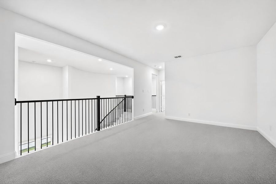 Spacious, unfurnished interior of a new home in The Ranch at Uptown Celina, Celina (Image 28).