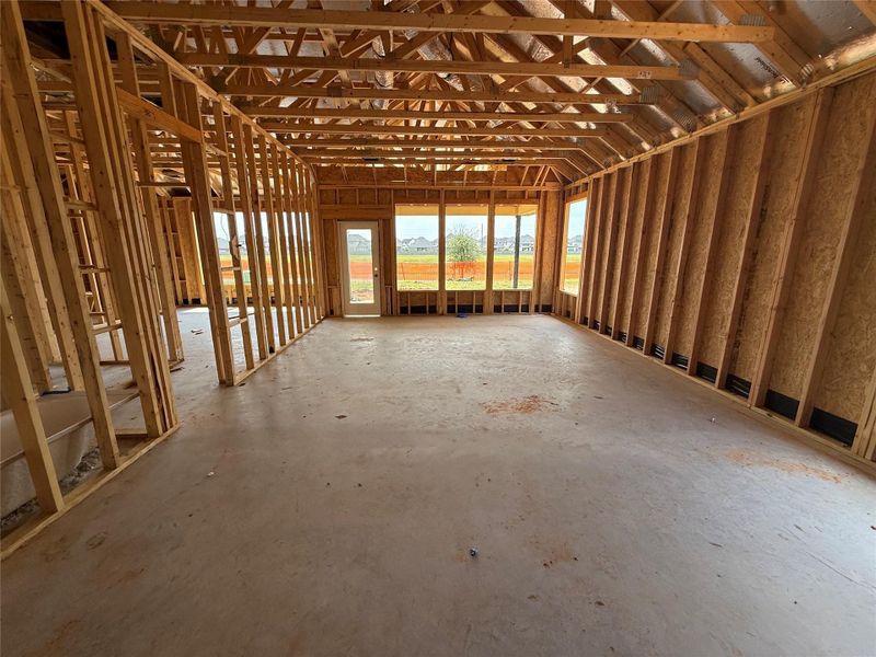 Spacious, unfurnished interior of a new home in Sunterra 50s, Katy (Image 14). Spacious, unfurnished interior of a new home in Sunterra 50s, Katy (Image 14).