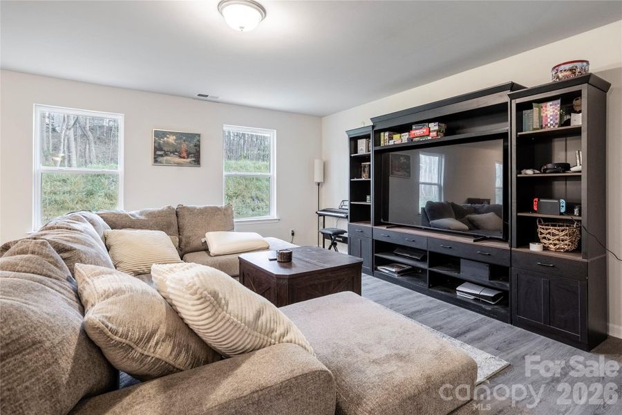 Furnished interior view inside a new home in , Kings Mountain (Image 31).