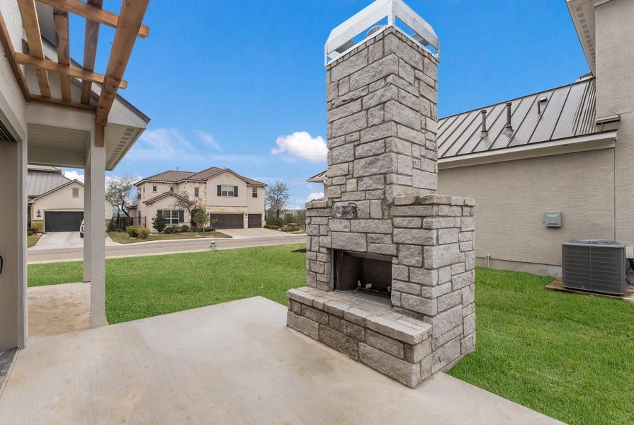 47 8350SierraHermosa 047 Mls