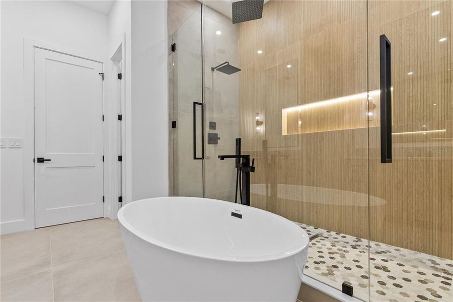 Furnished interior view inside a new home in , Tampa (Image 29). Furnished interior view inside a new home in , Tampa (Image 29).