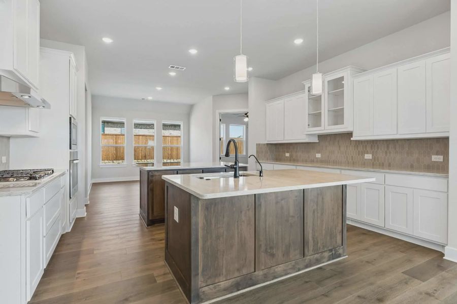 Image 17 of a home in Lakeview Heights.