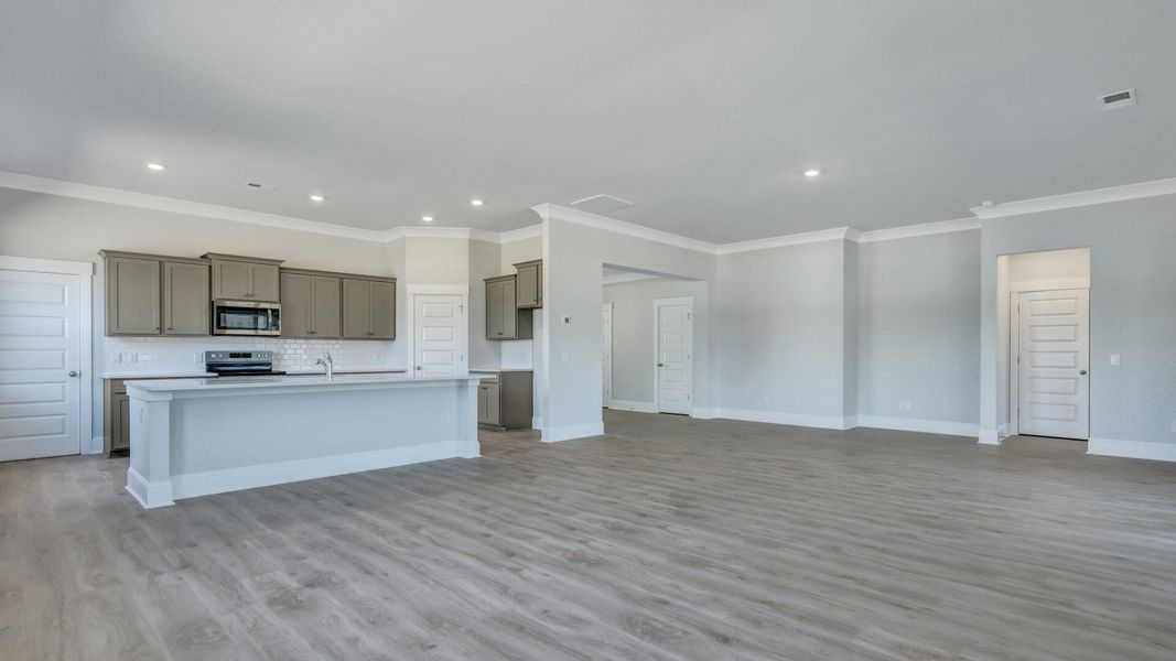 Spacious, unfurnished interior of a new home in Berkeley Bay, Ridgeville (Image 14).