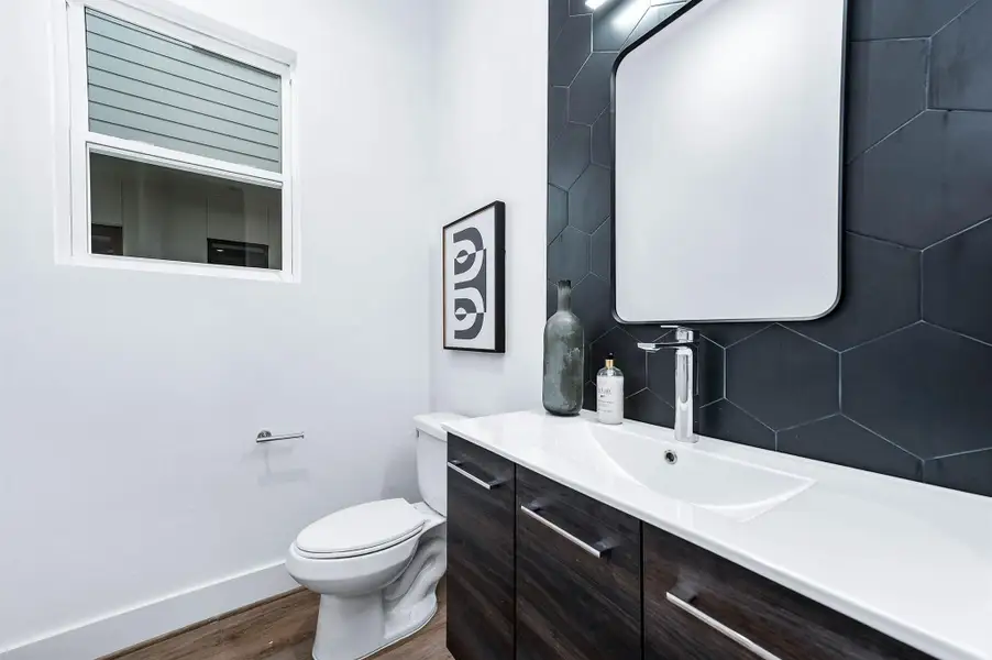 Powder Room Powder Room