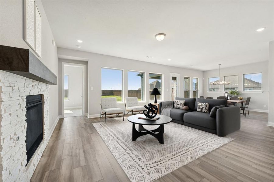 Furnished interior view inside a new home in Myrtle Creek, Waxahachie (Image 9).