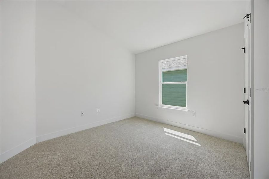 Spacious, unfurnished interior of a new home in Briarwood, Alachua (Image 21). Spacious, unfurnished interior of a new home in Briarwood, Alachua (Image 21).