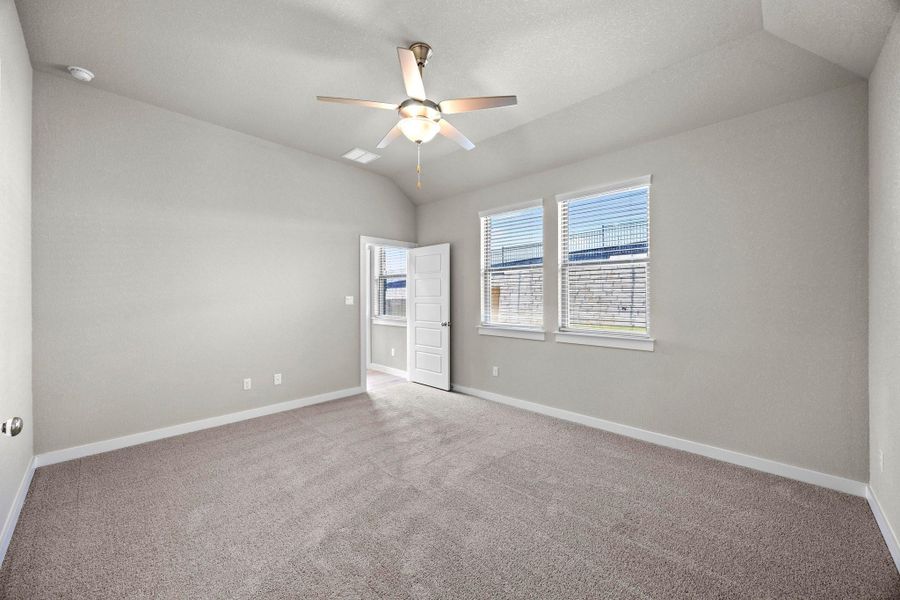 Spacious, unfurnished interior of a new home in Lakeside at Tessera, Lago Vista (Image 22). Spacious, unfurnished interior of a new home in Lakeside at Tessera, Lago Vista (Image 22).