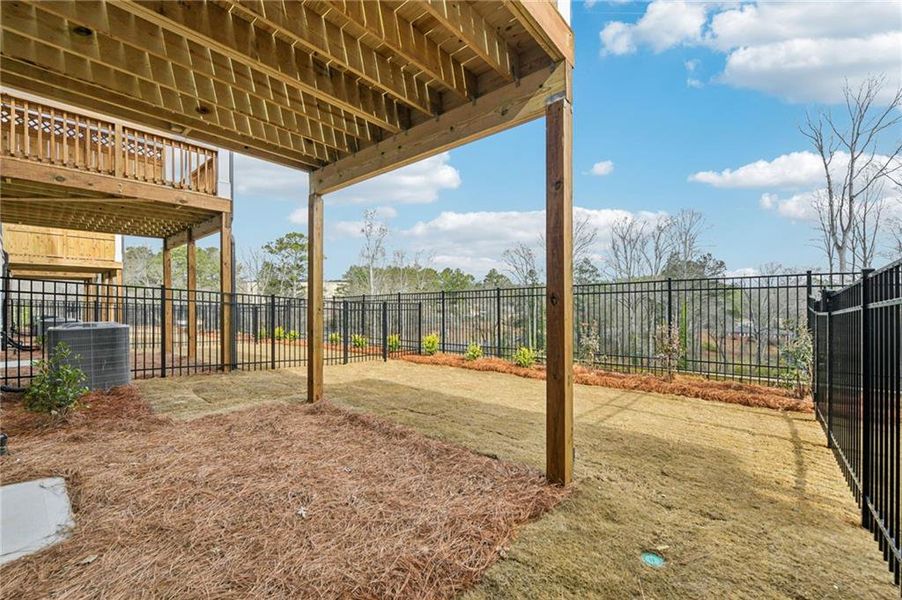 Community amenities in Millcroft Townhomes, Buford (Image 44).