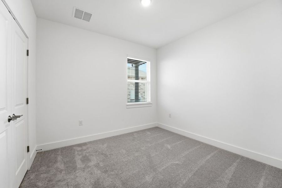 Spacious, unfurnished interior of a new home in Lisso 50s, Pflugerville (Image 16).