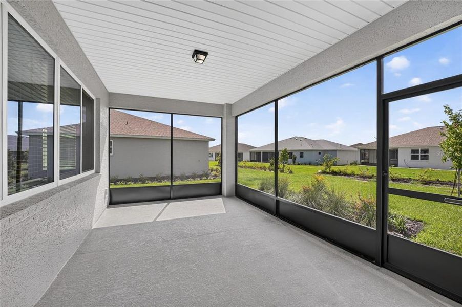 Exterior details and patio area of a home in , Ocala (Image 29).