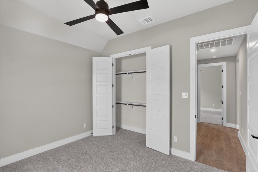 Spacious, unfurnished interior of a new home in Coyote Crossing, Godley (Image 37).