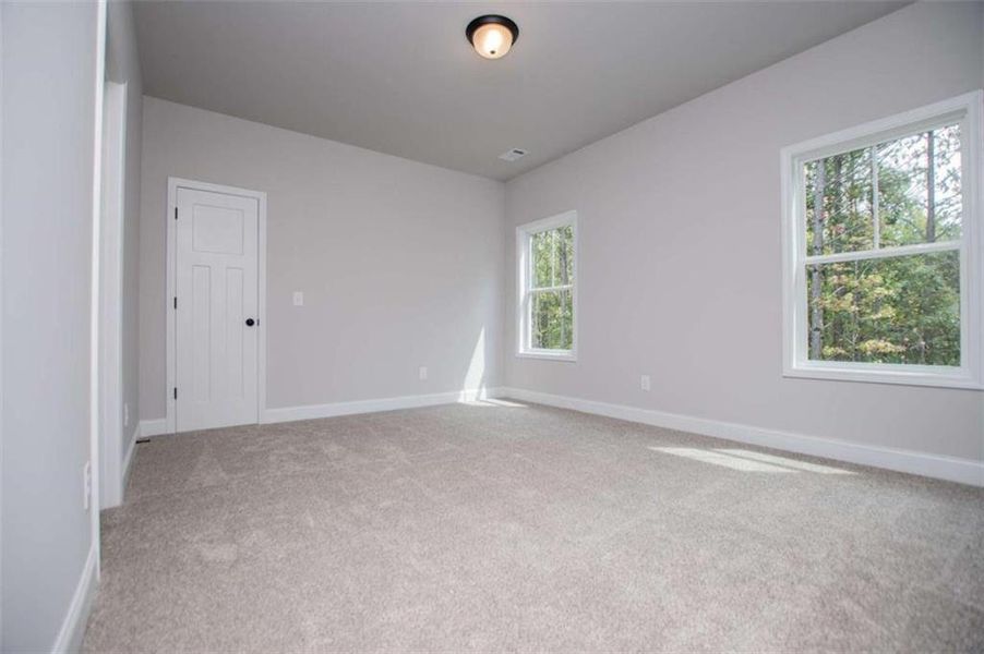 Spacious, unfurnished interior of a new home in , Douglasville (Image 60).