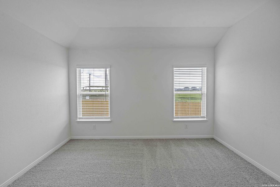 Spacious, unfurnished interior of a new home in , San Antonio (Image 15).
