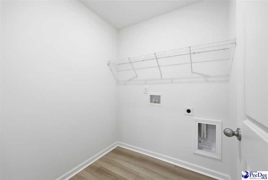 Spacious, unfurnished interior of a new home in Spring Haven, Florence (Image 21).
