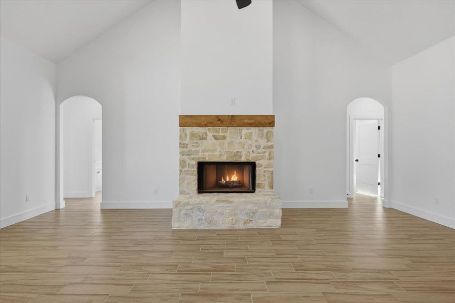 Spacious, unfurnished interior of a new home in , Peaster (Image 16).