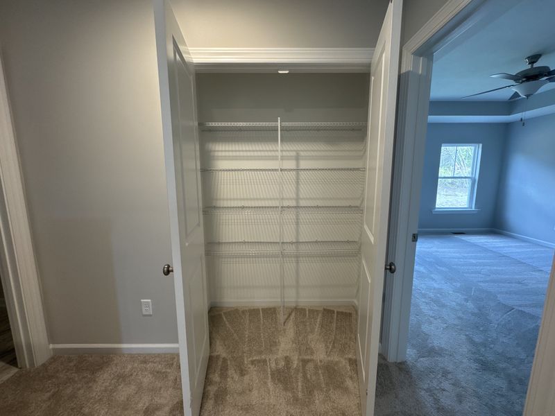 Spacious, unfurnished interior of a new home in Windsor, North Augusta (Image 22).