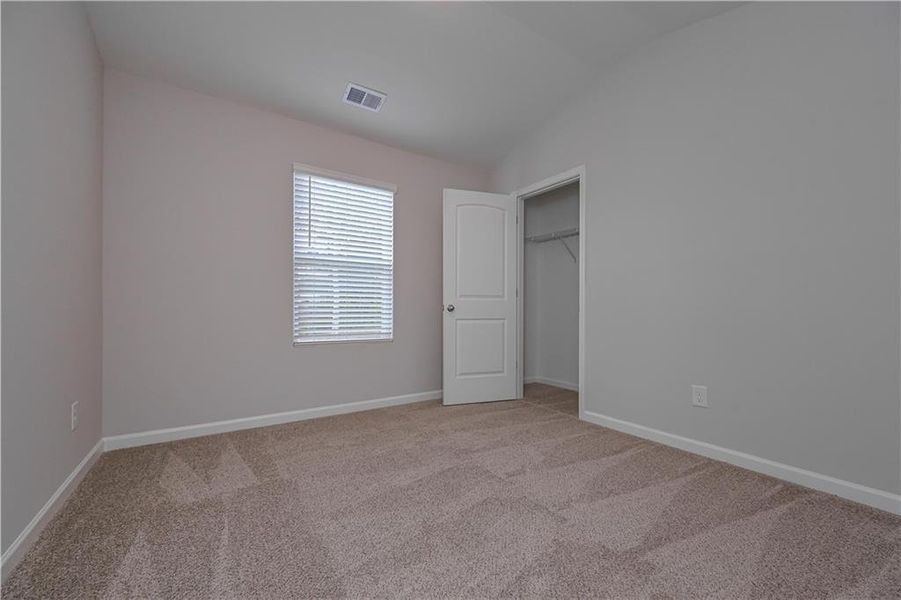 Spacious, unfurnished interior of a new home in , Villa Rica (Image 10).