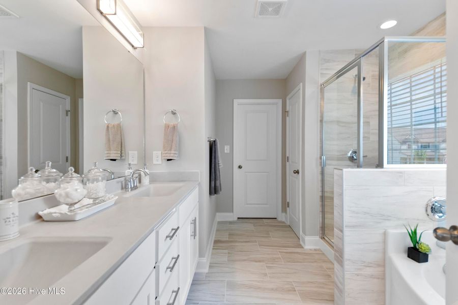 Furnished interior view inside a new home in Terrapin, Leland (Image 10).