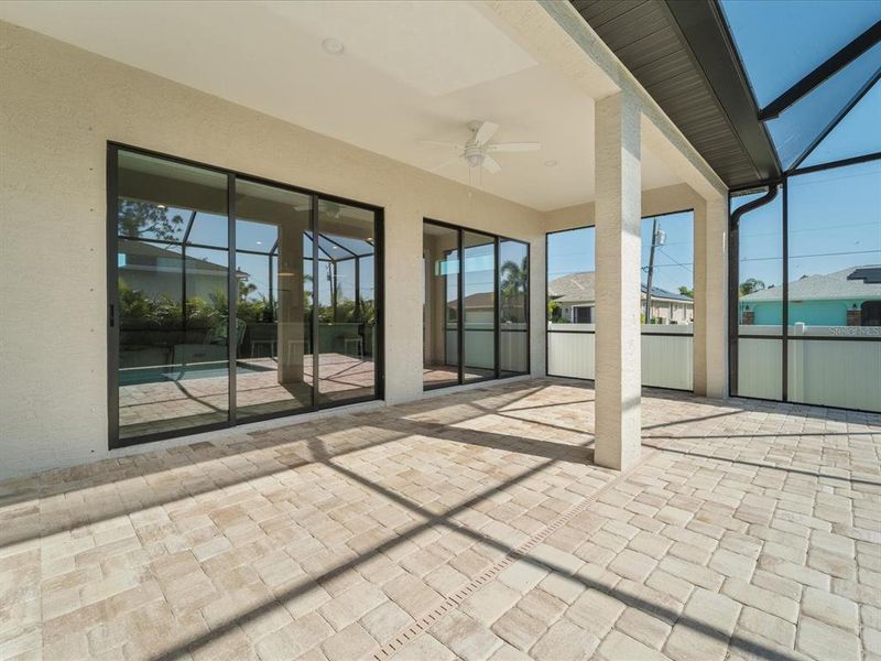 Exterior details and patio area of a home in , Port Charlotte (Image 2).