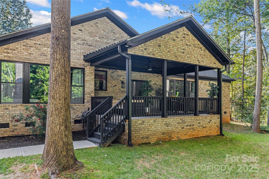 Image 42 of a home in .