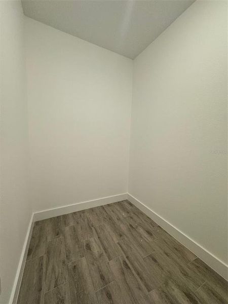 walk in closet master bedroom