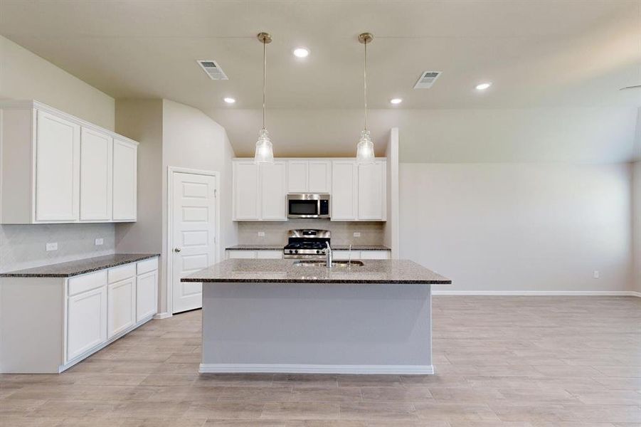Furnished interior view inside a new home in Meadow Park, Ponder (Image 7). Furnished interior view inside a new home in Meadow Park, Ponder (Image 7).