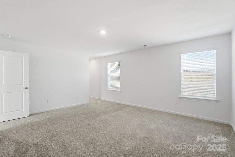 Spacious, unfurnished interior of a new home in Wilson Creek, Indian Land (Image 37). Spacious, unfurnished interior of a new home in Wilson Creek, Indian Land (Image 37).