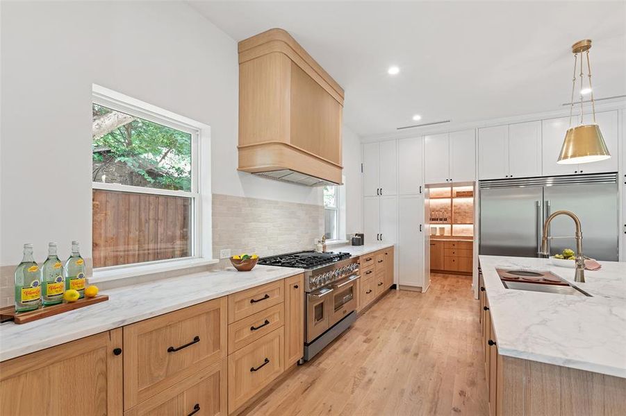 Furnished interior view inside a new home in , Dallas (Image 3).