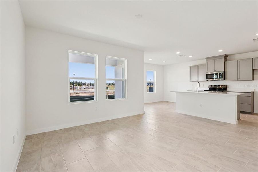 Spacious, unfurnished interior of a new home in Cyrene at Harmony, St. Cloud (Image 18).