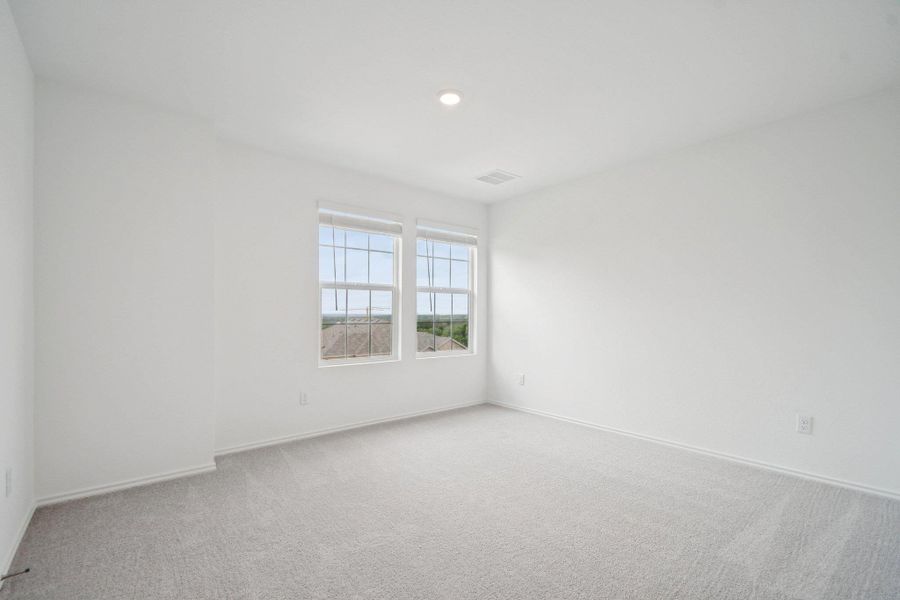 Spacious, unfurnished interior of a new home in Clayton Ranch, Copperas Cove (Image 32).