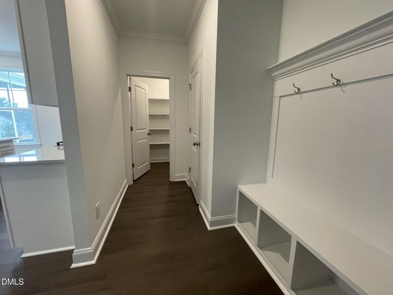 GarageEntry_1of1 GarageEntry_1of1