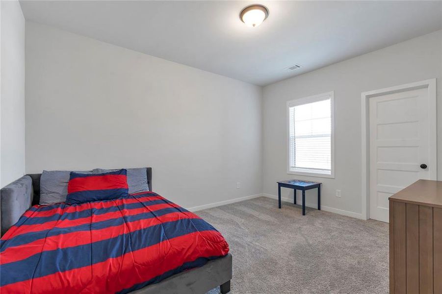 Furnished interior view inside a new home in , Gainesville (Image 19).
