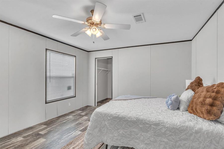 Furnished interior view inside a new home in , Granbury (Image 11).