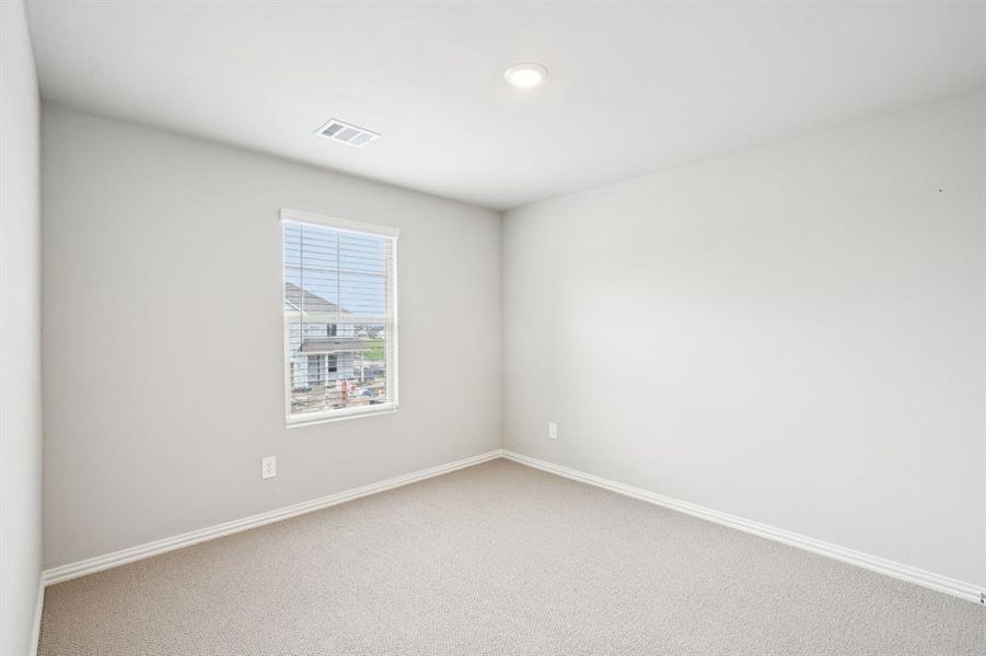 Spacious, unfurnished interior of a new home in Lakehaven - Premier Series, Farmersville (Image 35).