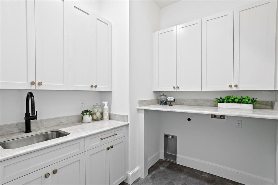 Furnished interior view inside a new home in , Tampa (Image 7).