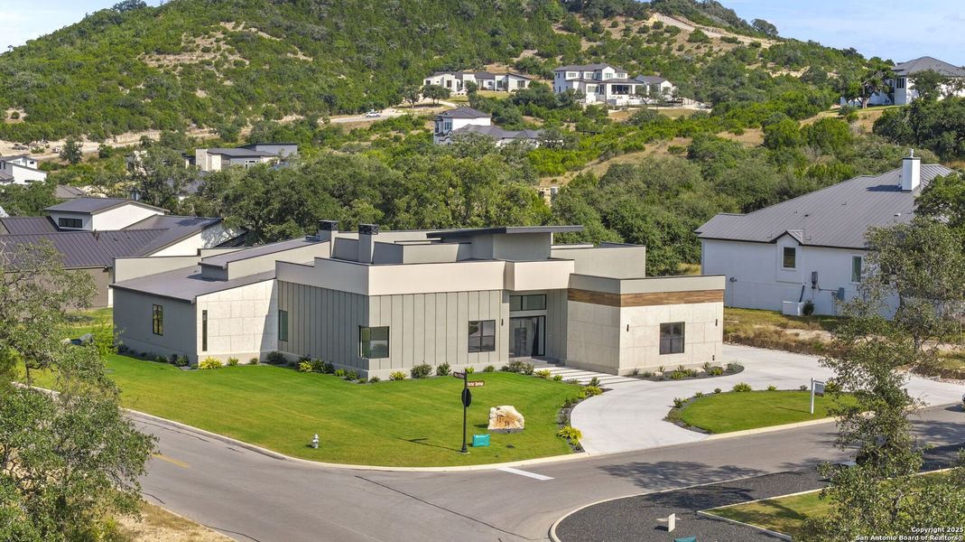 Image 37 of a home in . Image 37 of a home in .