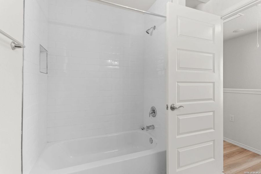 Image 20 of a home in .