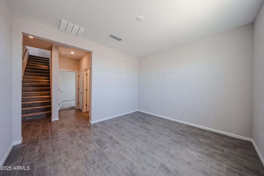 06_Surprise-Arizona_2-story_home-for-sal 06_Surprise-Arizona_2-story_home-for-sal