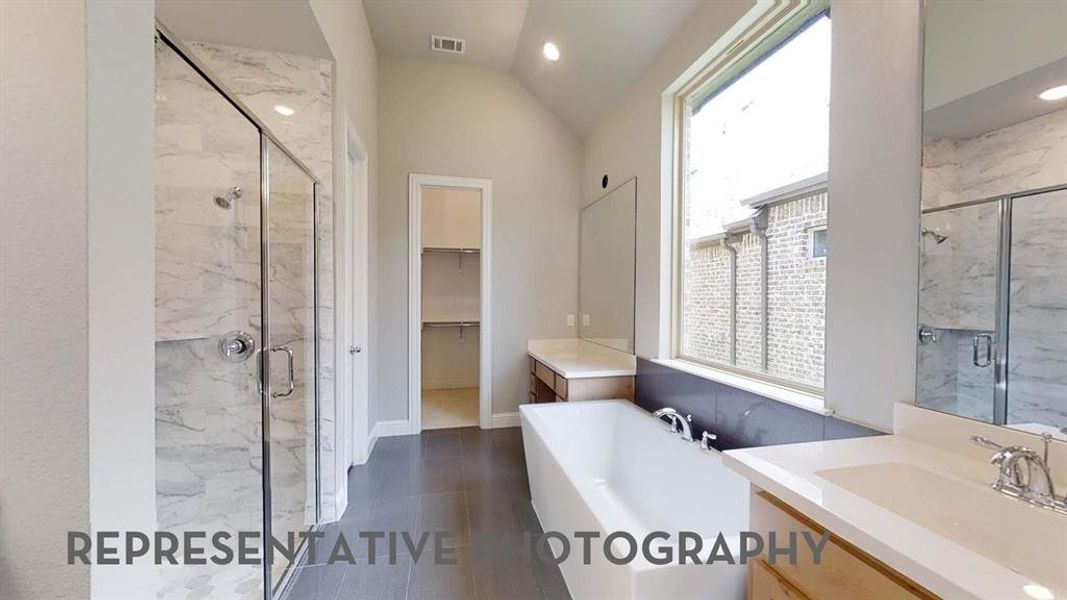 Furnished interior view inside a new home in Quail Hollow, Rockwall (Image 4). Furnished interior view inside a new home in Quail Hollow, Rockwall (Image 4).