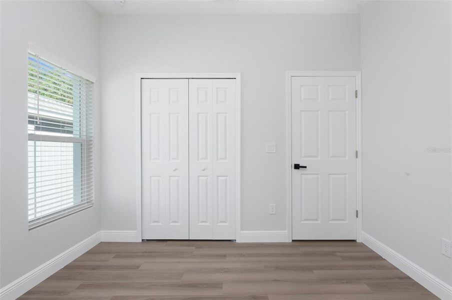 Spacious, unfurnished interior of a new home in , St. Petersburg (Image 22).