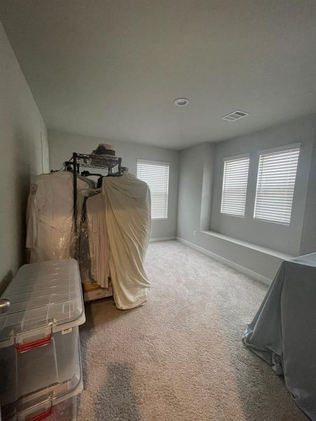 Image 30 of a home in Huntington Place.