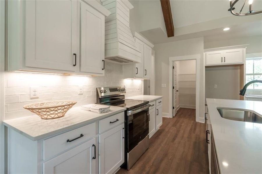 Furnished interior view inside a new home in , Social Circle (Image 10).