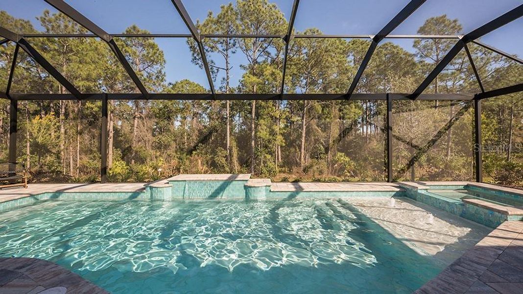 Exterior details and patio area of a home in Center Lake Ranch Community Group Page, St. Cloud (Image 3).