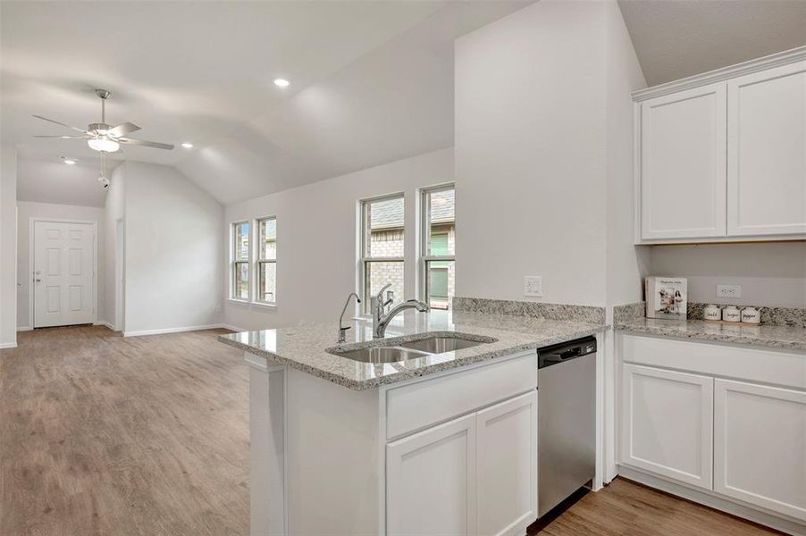 Furnished interior view inside a new home in Elevon, Lavon (Image 13).