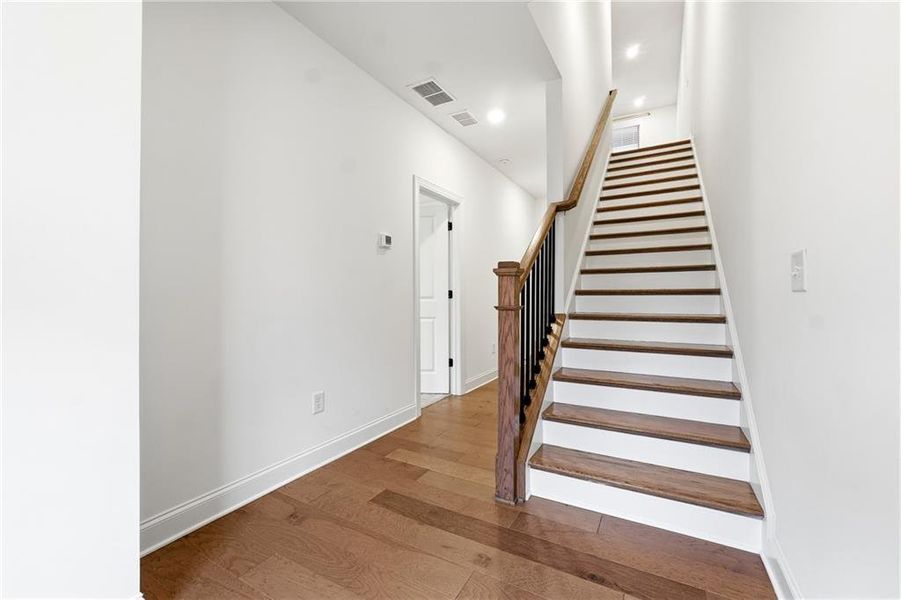 Spacious, unfurnished interior of a new home in , Atlanta (Image 22).