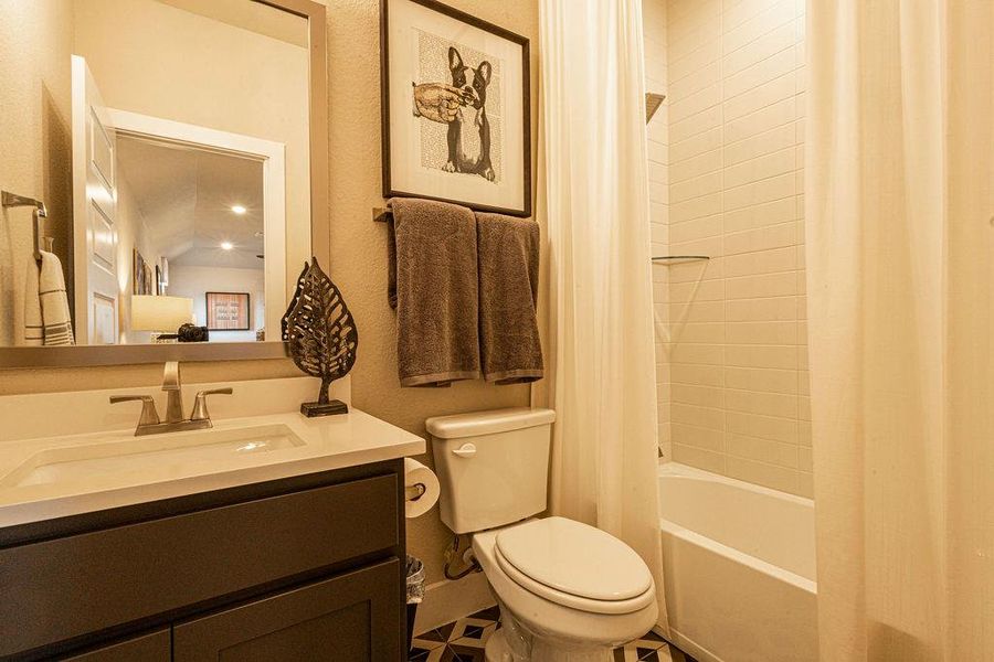 Furnished interior view inside a new home in North Haven, Liberty Hill (Image 31).